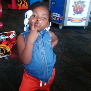 Meet your Posher, Miaona